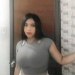 LATINA HUGE TITS